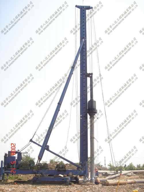 導桿式柴油錘打樁機