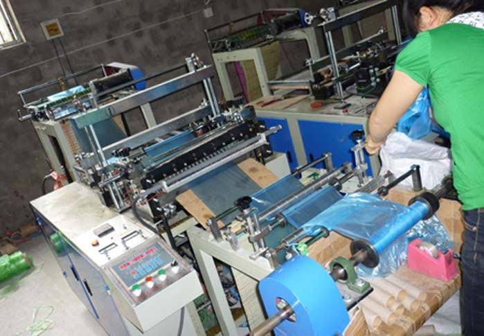 電腦控制高速連卷背心袋制袋機