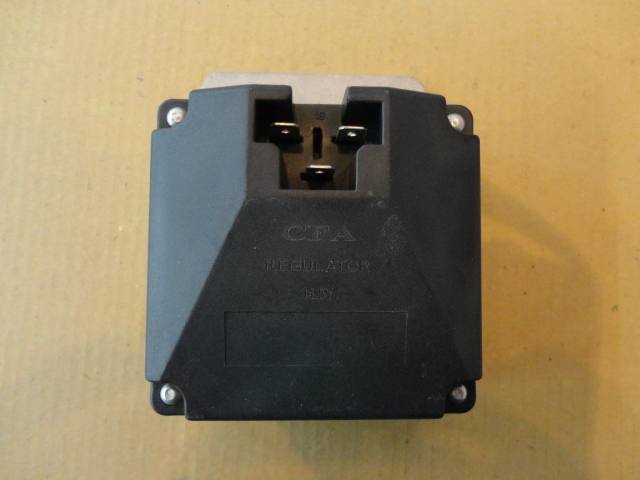 B0033電子調節器