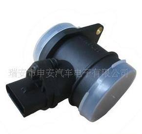供應06A906461G汽車空氣質量流量計