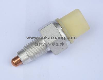 kx-0001 (OEM:085 941 521)倒車燈開關