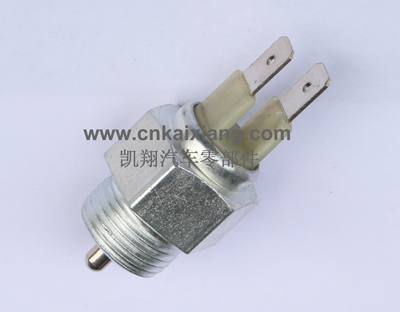 kx-0004 (OEM:084 941 521)倒車燈開關