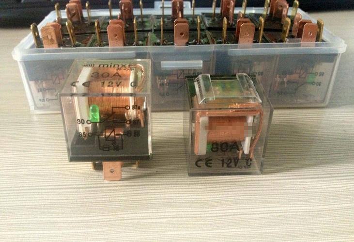 供應汽車透明繼電器鐵腳鍍黃銅，銅包鋁線圈80A