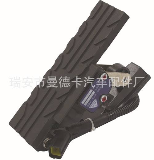北方奔馳電子油門(mén)踏板5203000404/2583000104