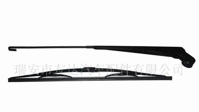 批發供應柳州乘龍雨刮臂片,雨刷