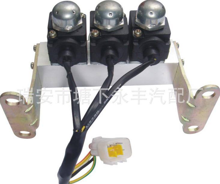  供應(yīng)電磁氣閥 福田瑞沃 新型三聯(lián)體/37A-54030