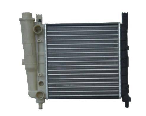  菲亞特暖風(fēng)水箱