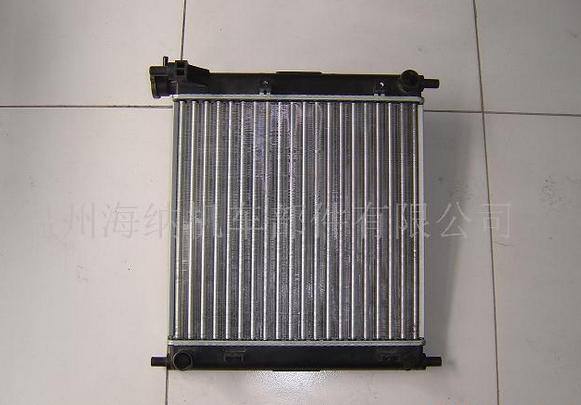 一汽新佳寶 鋁質漲管式水箱