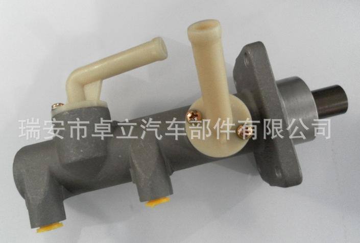 供應東風汽車液壓制動總泵/剎車總泵 3505AB32-020