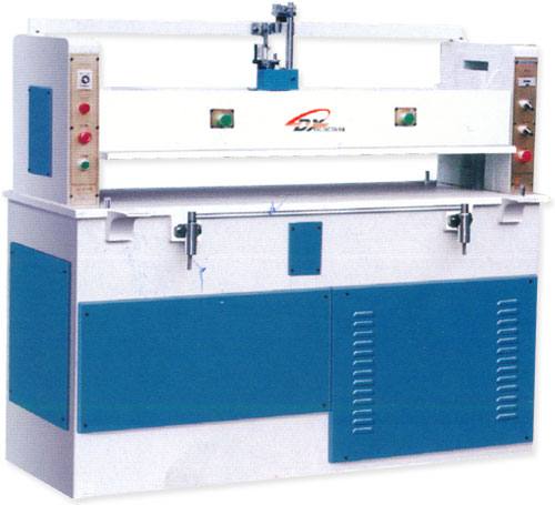 DX-25T液壓平面式裁斷機(jī)