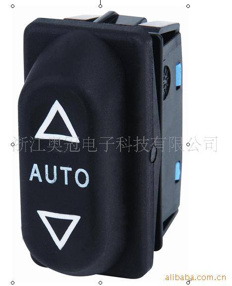 供應汽車玻璃升降器開關，X7V8601021