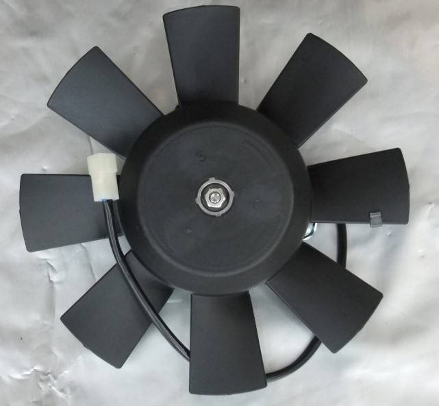 散熱器風(fēng)扇