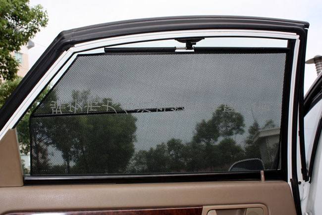 轎車防紫外側(cè)窗遮陽(yáng)簾