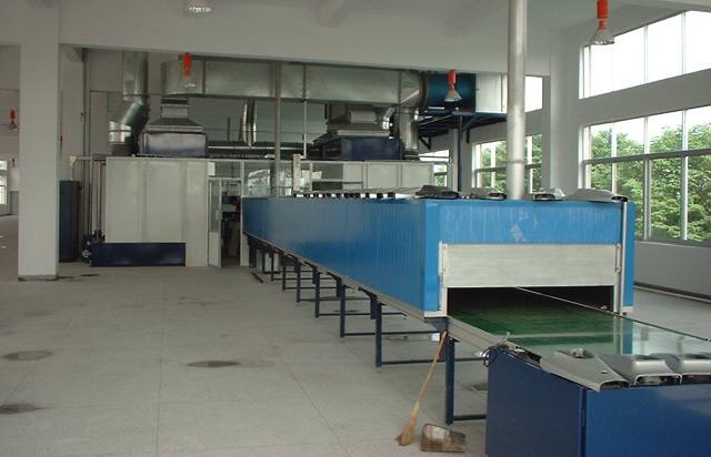 塑料噴漆涂裝生產(chǎn)線