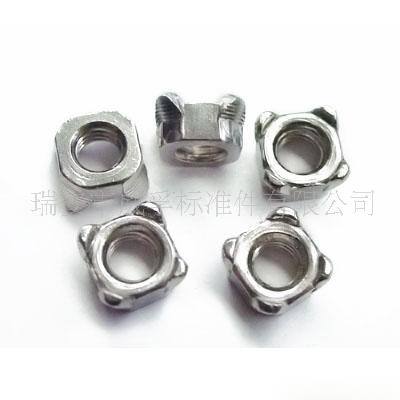 GB13680焊接方螺母／M6
