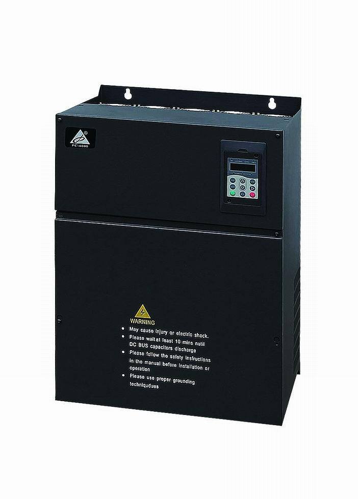 PC6000(37~55KW)變頻器帶外箱