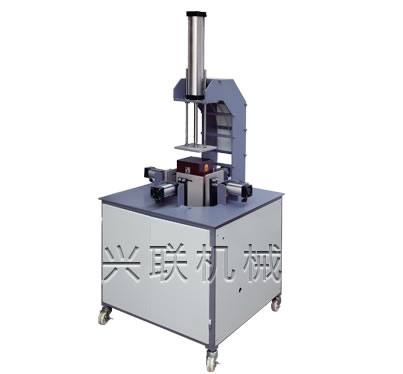 半自動(dòng)壓泡機(jī)