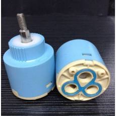 專業批發T35平腳銅桿精密陶瓷閥芯（360度）塑料閥芯，優質閥芯