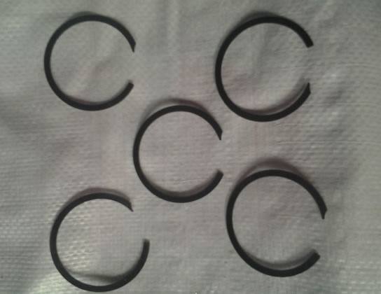 廠家專業(yè)生產(chǎn)65錳、50#號(hào)鋼、不銹鋼彈性擋圈