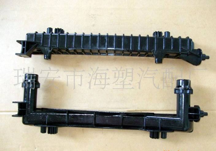 奧迪汽車 A4散熱器水室