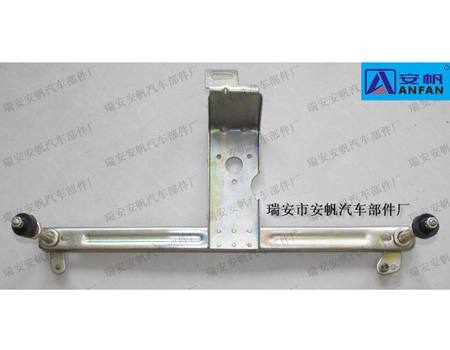 東風(fēng)140-2雨刮連動桿