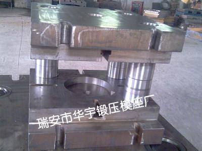 300T 摩擦壓力機3柱圓型模座