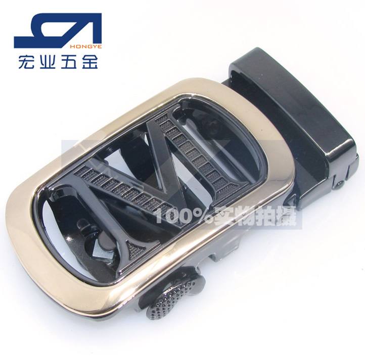 皮帶扣 皮帶 扣子 皮帶頭 特價扣頭時尚字母縷空扣黑M