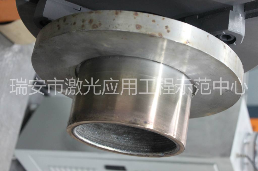 油泵“平衡套”內(nèi)壁激光熔覆