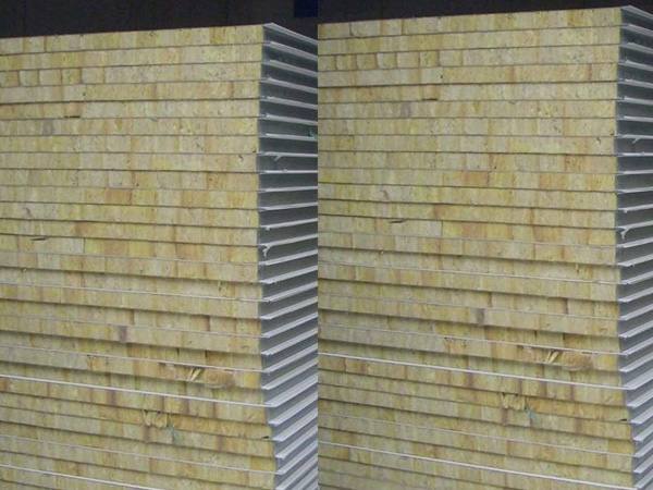 巖棉彩鋼復合板2