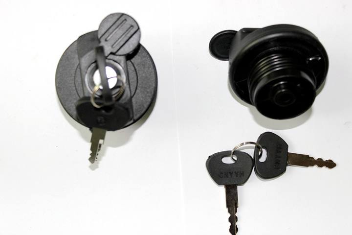 YYH-1049、沈陽(yáng)金杯油箱蓋（螺紋型）