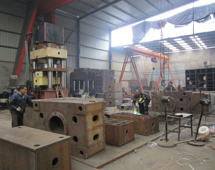 液壓機(jī)機(jī)架