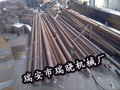 鍛壓模座原材料車間