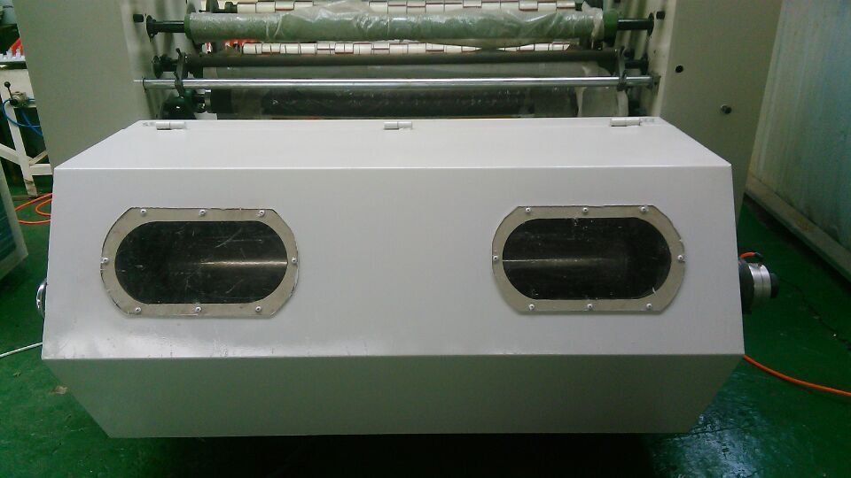 高精準(zhǔn)隔噪音膠帶分切機(jī)