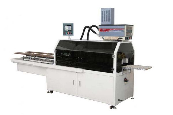 餅干包裝自動封盒機