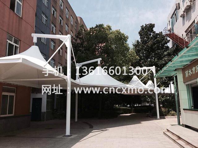 車棚、膜結構停車棚051