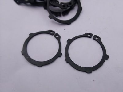 各種規(guī)格沖壓非標(biāo)國標(biāo)卡簧擋圈德標(biāo)五金件標(biāo)準(zhǔn)件緊固件