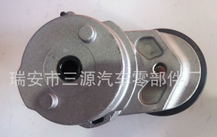 國重汽豪沃A7歐Ⅲ發動機張緊輪VG1246060009