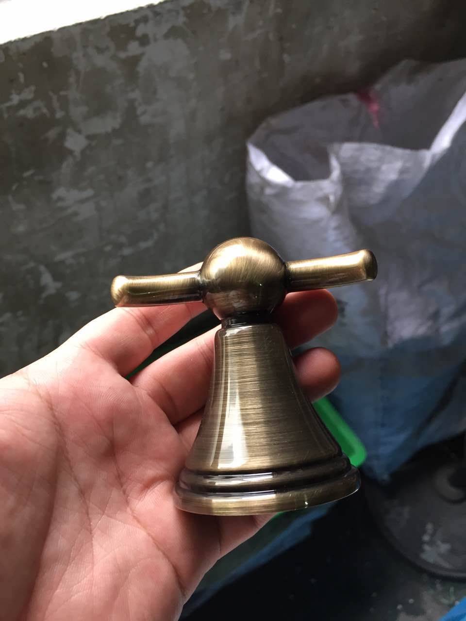 浴巾架單杠頭鍍青古銅