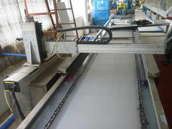 全自動(dòng)水轉(zhuǎn)印流膜機(jī)