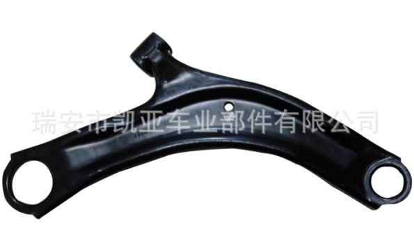 尼桑騏達(dá)控制臂
