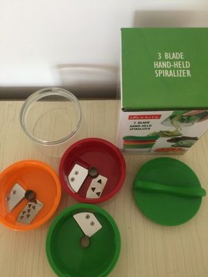 多功能刨絲器 3件套螺旋削絲器旋轉黃瓜削皮胡蘿卜切絲切菜器