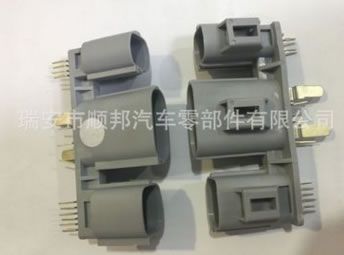 汽車電子助力泵油壺插板馬自達(dá)