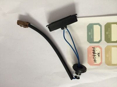 日產(chǎn)尼桑逍客行李箱單線開(kāi)關(guān)