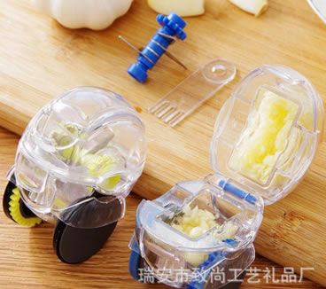 工具滾輪式切蒜器 手動碎蒜器 快速蒜泥器 磨蒜器蒜蓉器