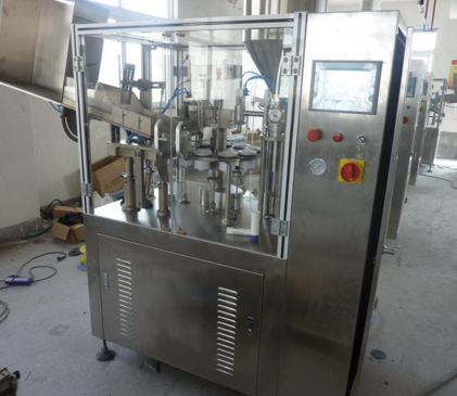 FRS-40 全自動鋁管灌裝封尾機