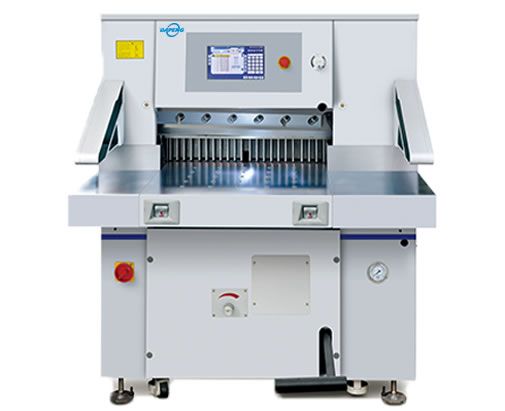 QZYK660E-15 觸摸屏切紙機(jī)