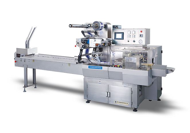 DWB-500往復(fù)式枕式包裝機(jī)