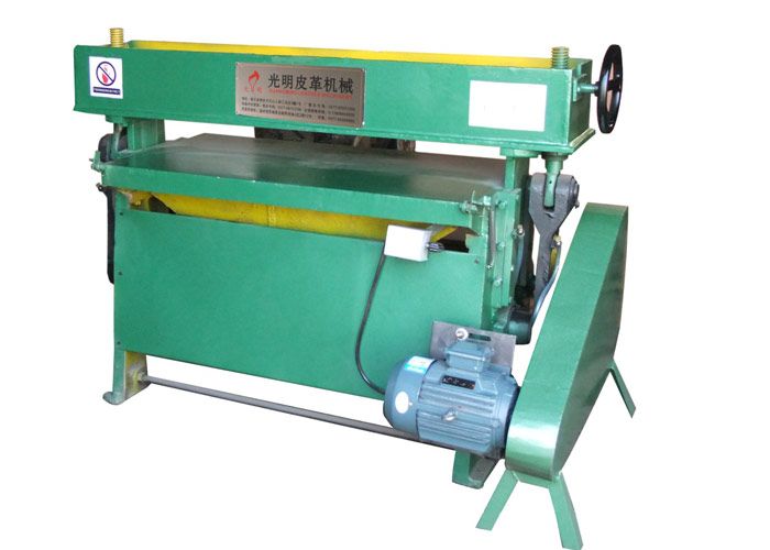 XC3-60T/ 100/120/140/160/180型機械龍門裁斷機