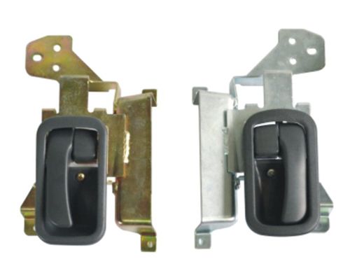 奔馳歐Ⅲ80B內(nèi)扣